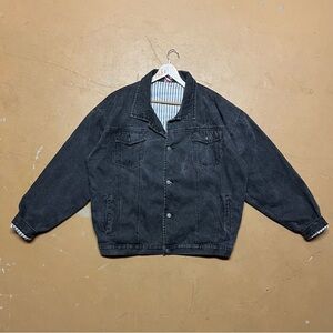 Vintage 90’s Men’s Black Denim Jean Jacket With Pinstripe Lining Sized XL